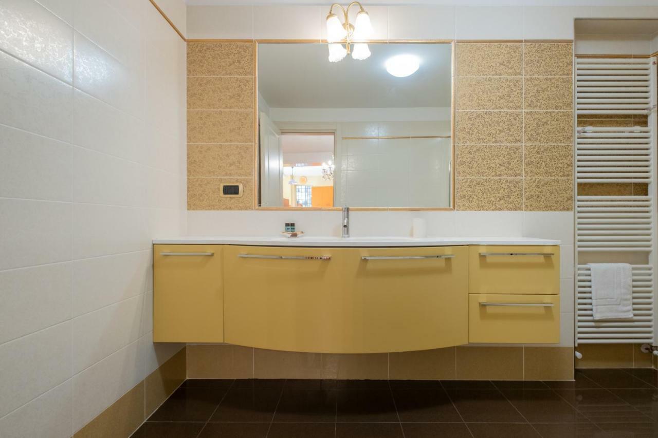 Petroni 38 By Studio Vita Bologna Luaran gambar